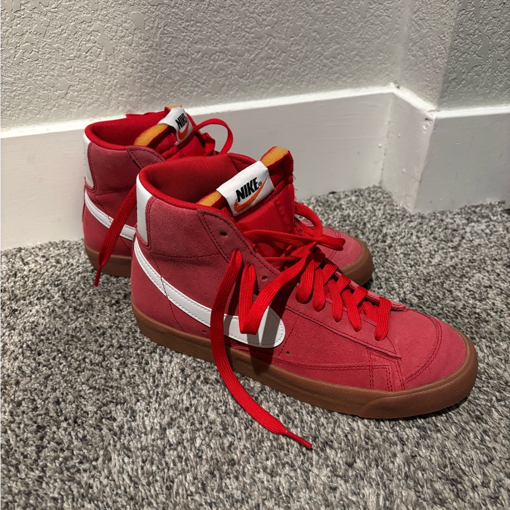 Nike Red and White High-Tops